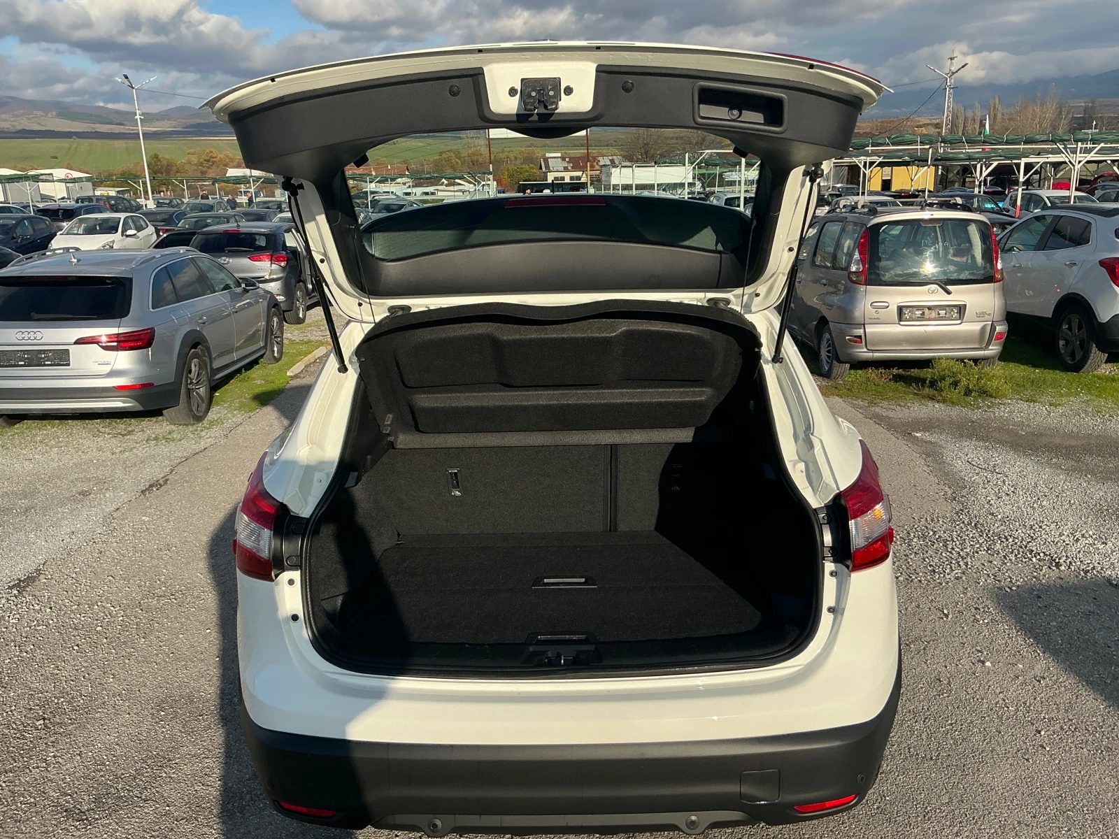 Nissan Qashqai 1.5 DCI | Mobile.bg   10