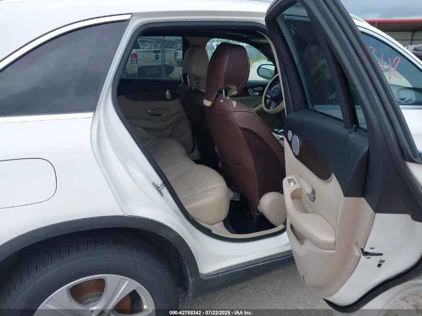 Mercedes-Benz GLC 300 2.0L I-4 DI, DOHC, VVT, TURBO, 241HP All Wheel | Mobile.bg � ����������� 15