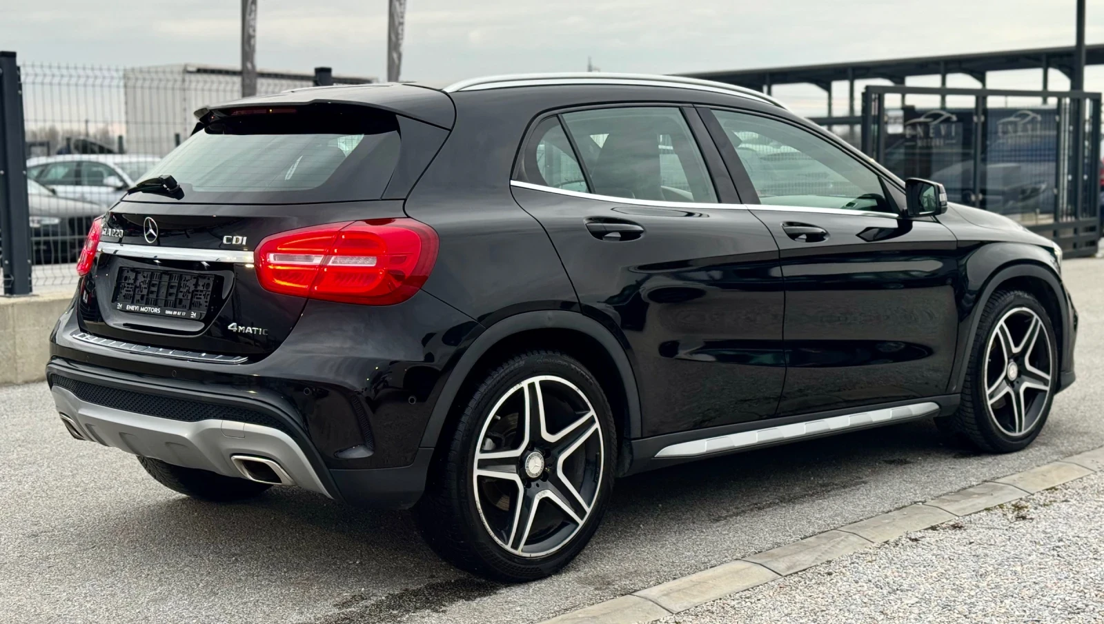 Mercedes-Benz GLA 220 AMG 4MATIC premium, снимка 6 - Автомобили и джипове - 53902972