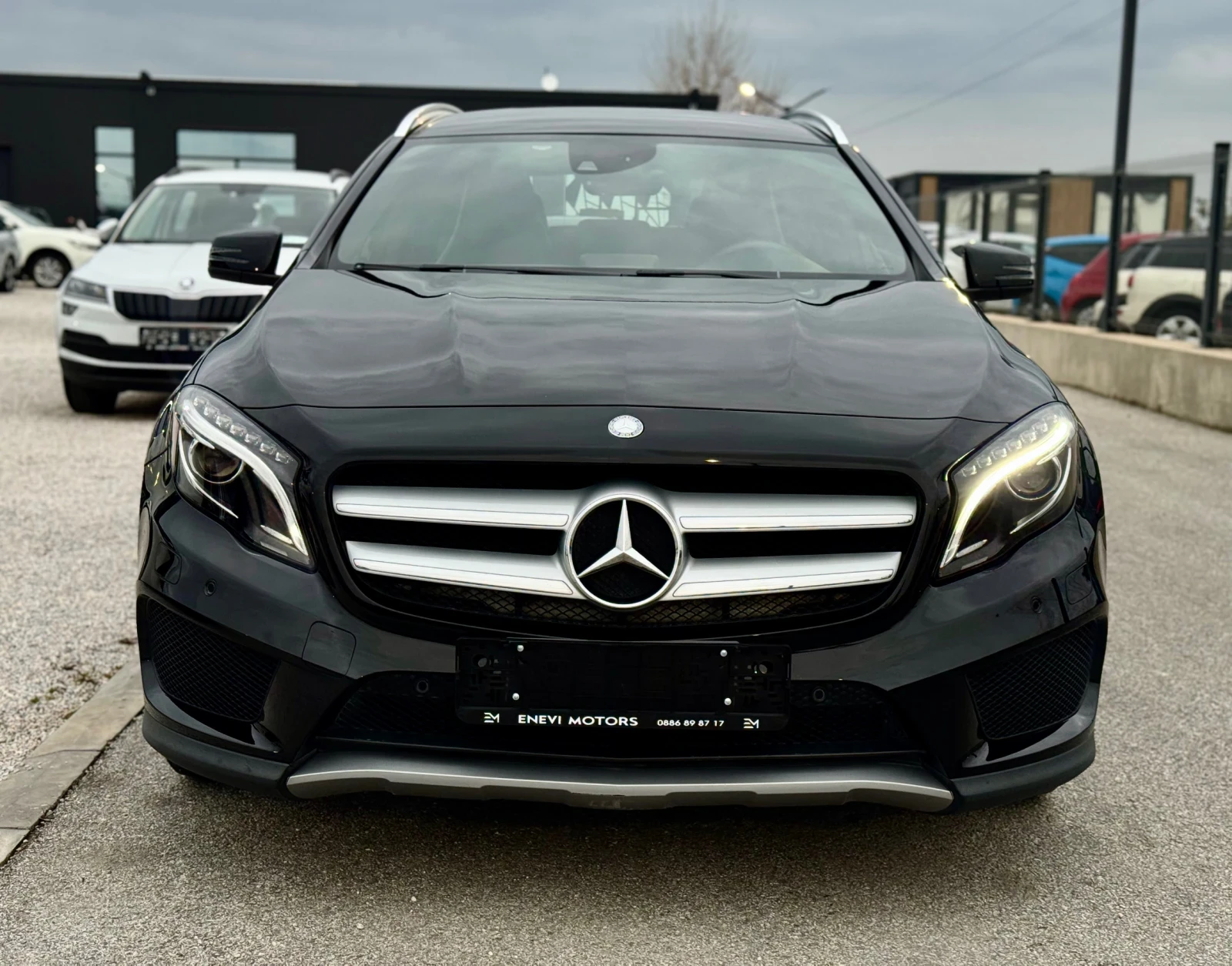 Mercedes-Benz GLA 220 AMG 4MATIC premium, снимка 2 - Автомобили и джипове - 53902972