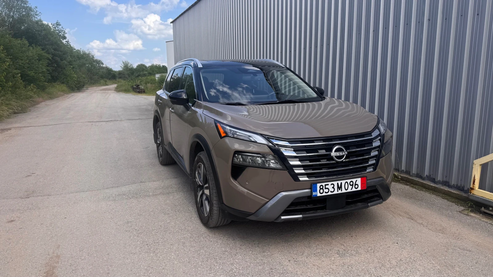 Nissan Rogue 1.5 X-Trail, снимка 17 - Автомобили и джипове - 54897336
