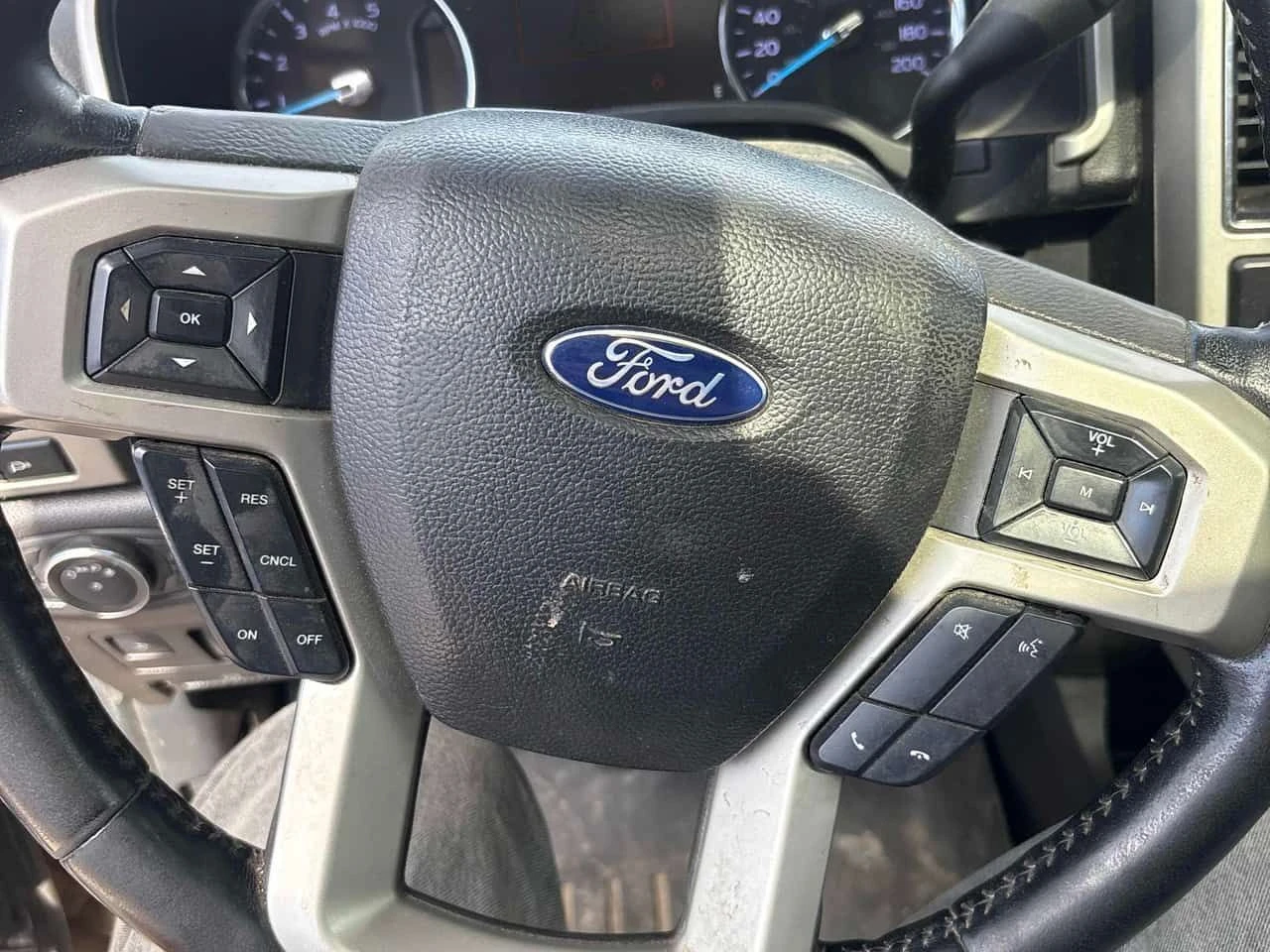 Ford F250 * Super Duty F-250 SRW* , снимка 7 - Автомобили и джипове - 54792093