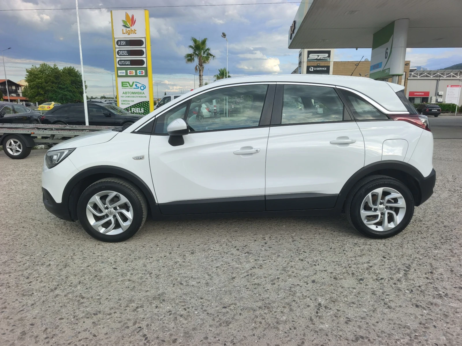 Opel Crossland X 1.5d COSMO ПЪЛНА СЕРВИЗНА ИСТОРИЯ , снимка 6 - Автомобили и джипове - 55192833