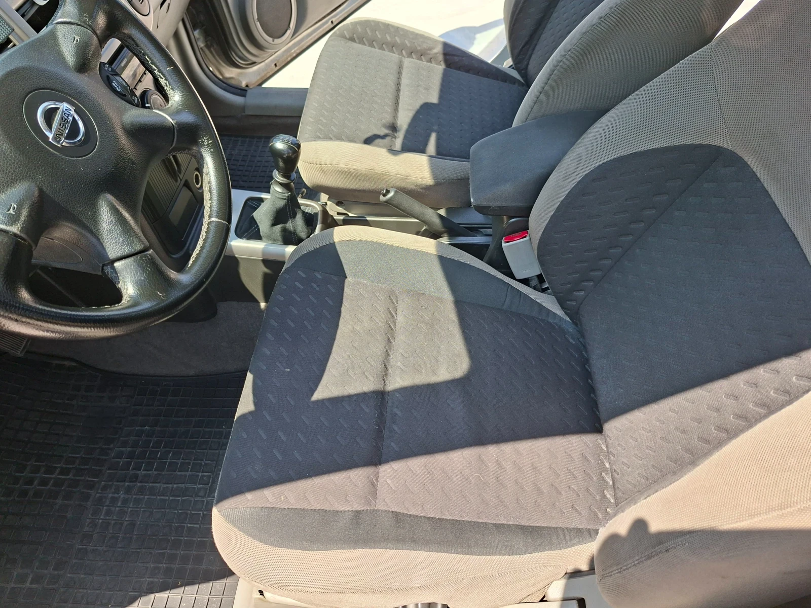 Nissan X-trail 2.2CDI, снимка 9 - Автомобили и джипове - 55332388