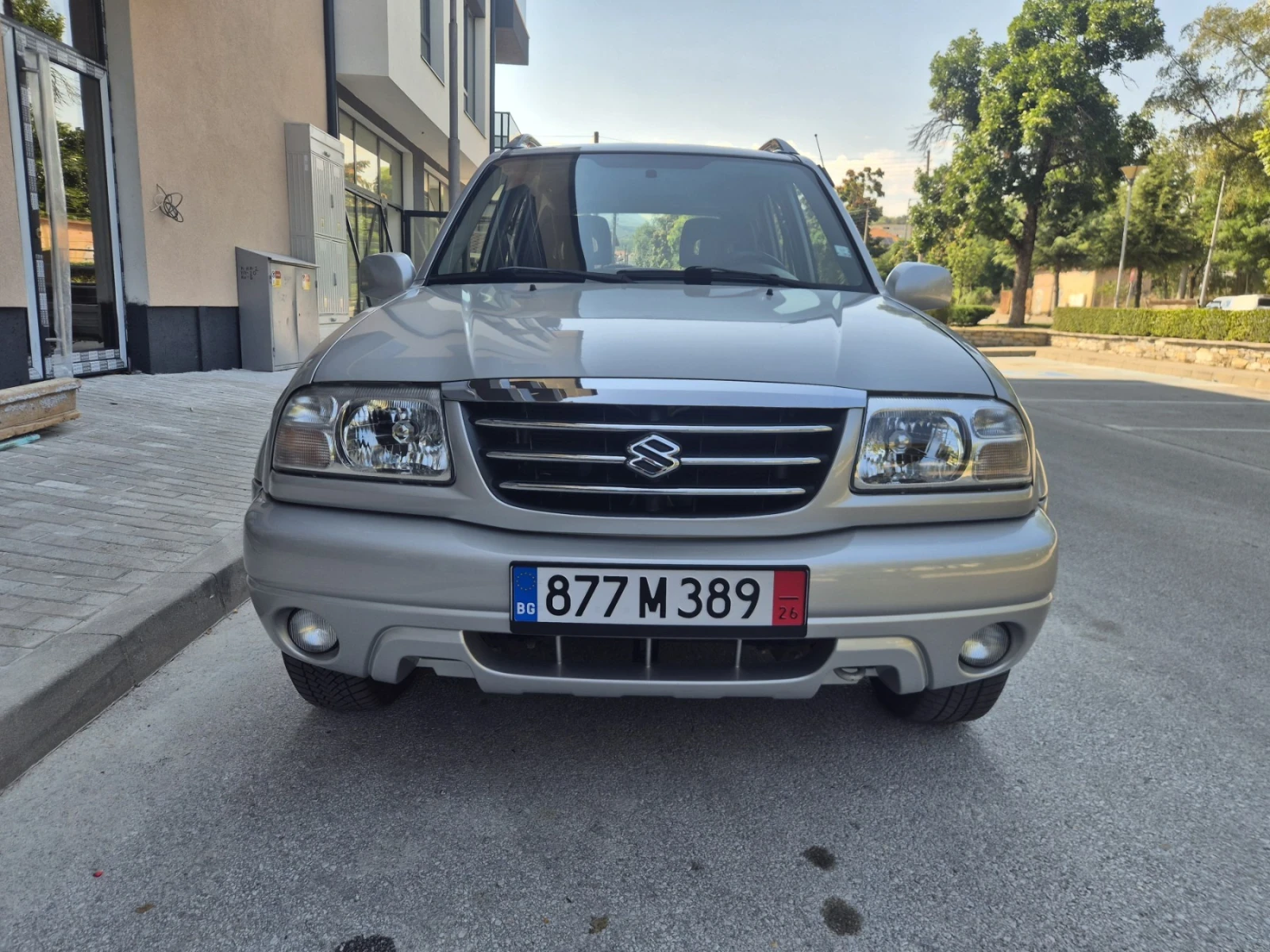 Suzuki Grand vitara Джип