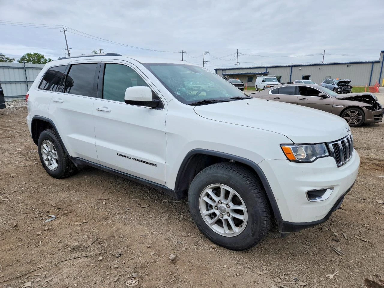Jeep Grand cherokee 3.6l Laredo, снимка 4 - Автомобили и джипове - 55812814