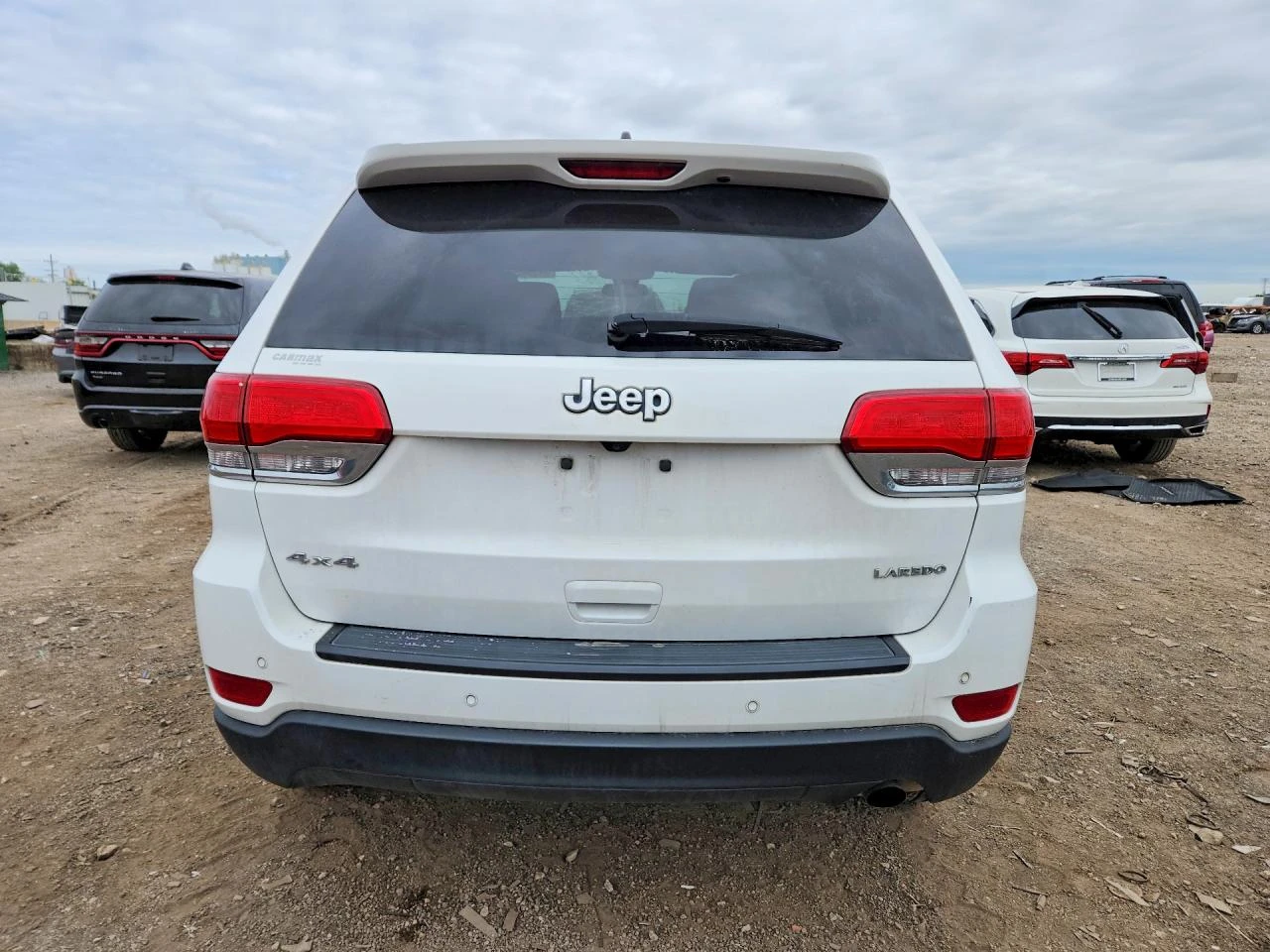 Jeep Grand cherokee 3.6l Laredo, снимка 6 - Автомобили и джипове - 55812814