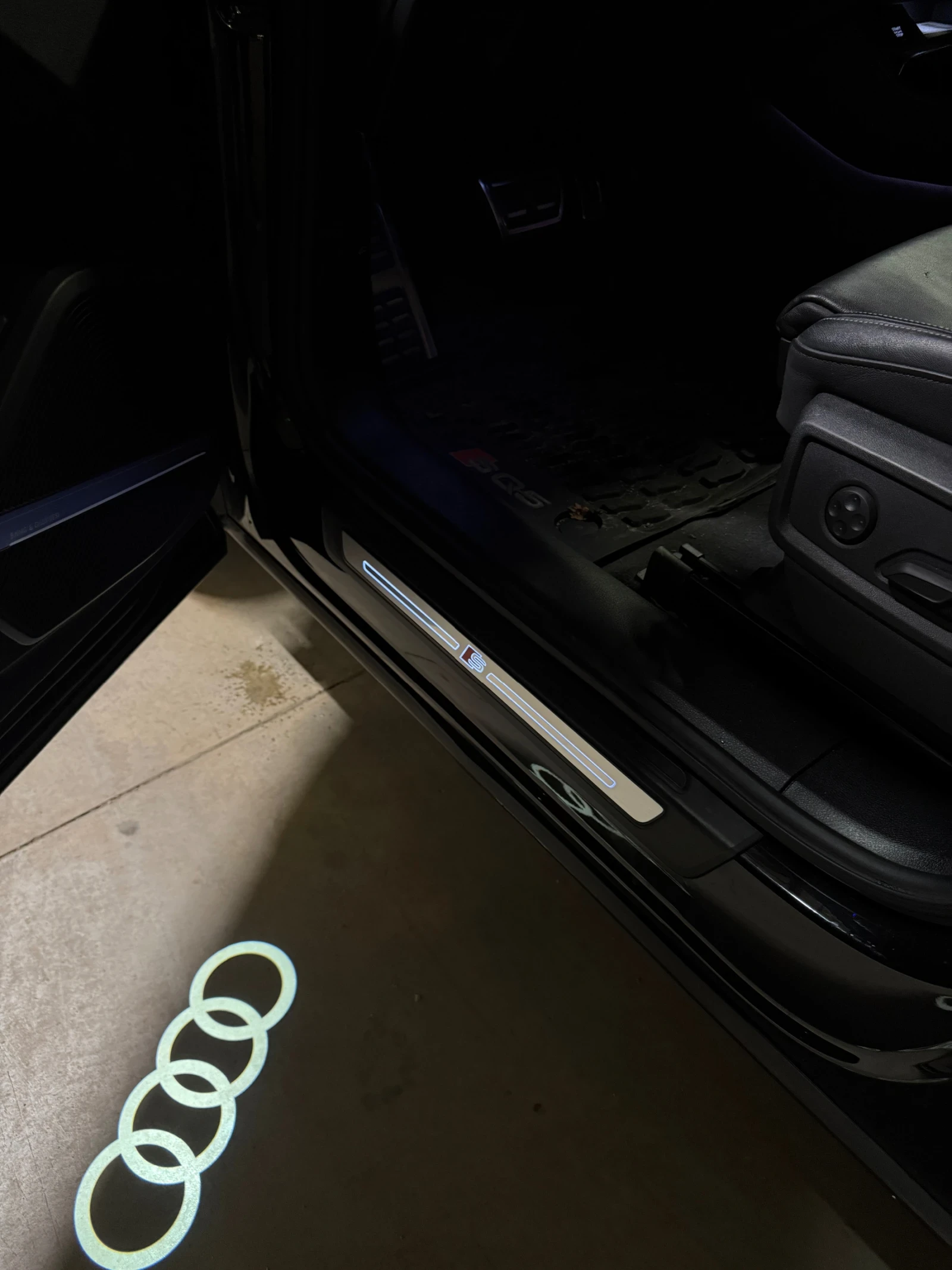 Audi SQ5, снимка 10 - Автомобили и джипове - 56750041