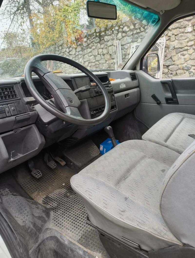 VW Transporter Товарен, снимка 3 - Бусове и автобуси - 52331148