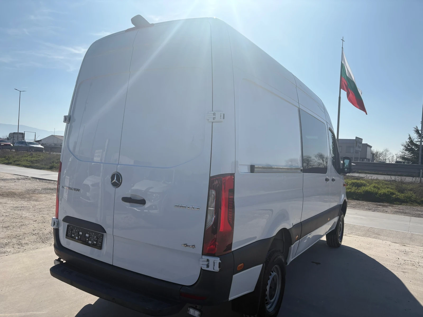 Mercedes-Benz Sprinter 316CDI-4x4 Автоматик-Клима, снимка 4 - Бусове и автобуси - 53813960