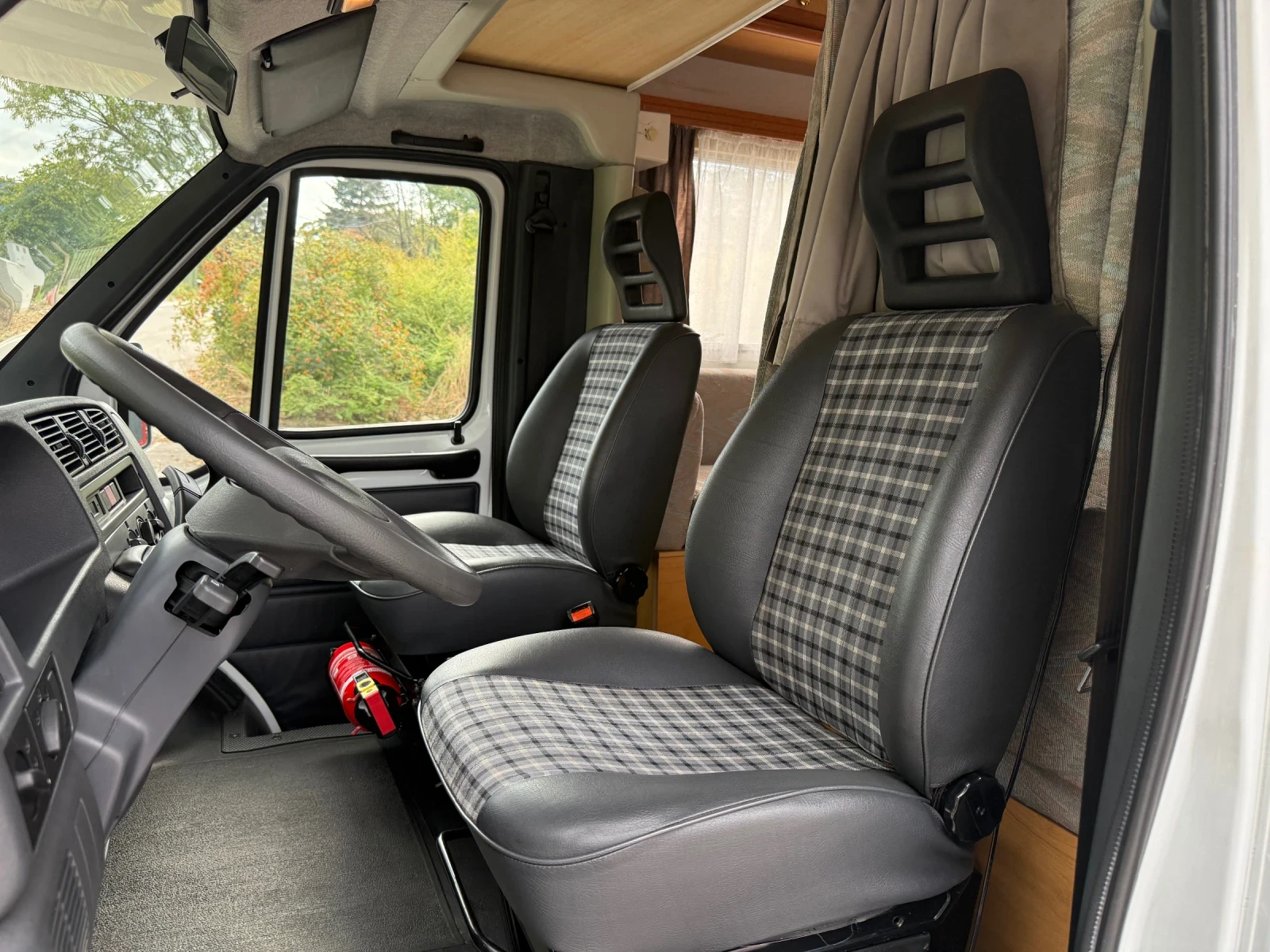 Кемпер Fiat Ducato 2.5 TURBO, снимка 6 - Каравани и кемпери - 56059320