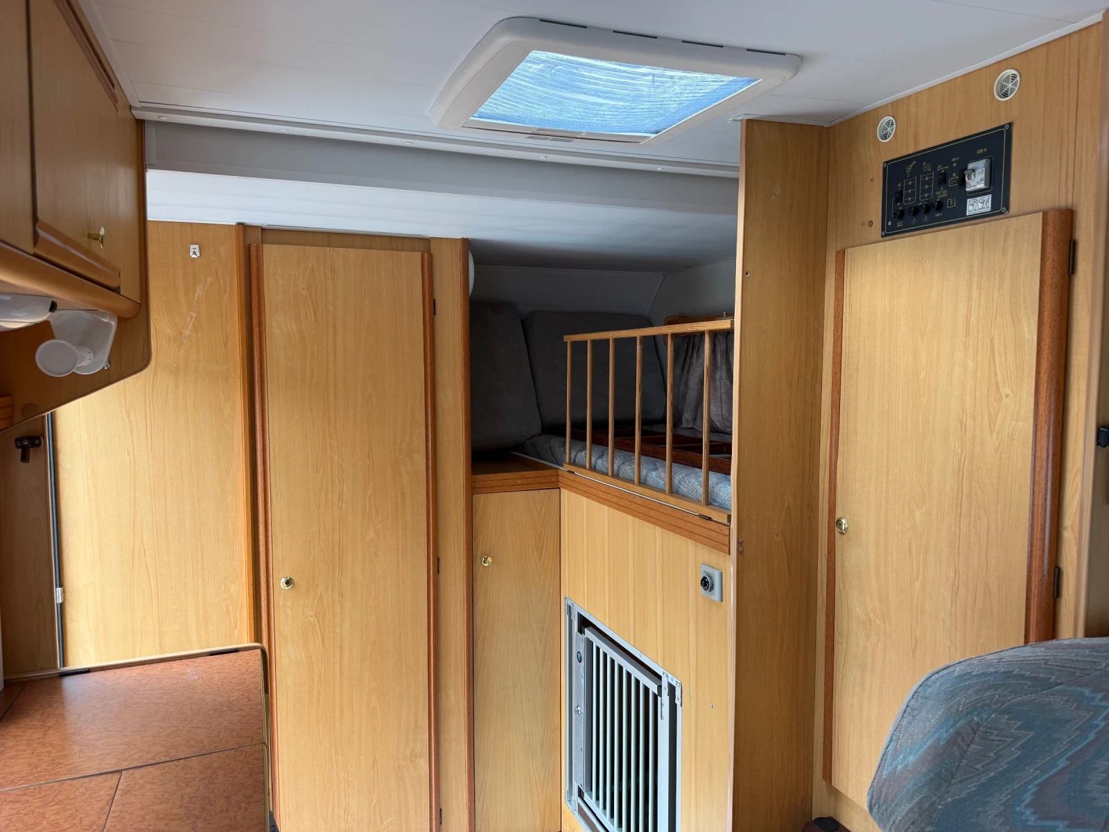 Кемпер Fiat Ducato 2.5 TURBO, снимка 9 - Каравани и кемпери - 56059320