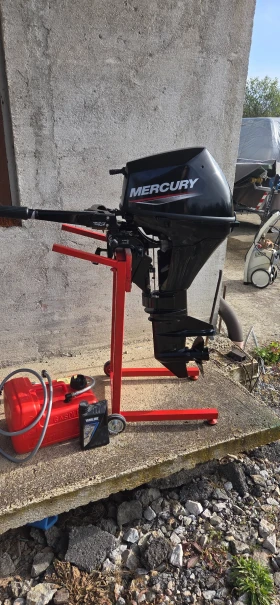 Извънбордов двигател Mercury 