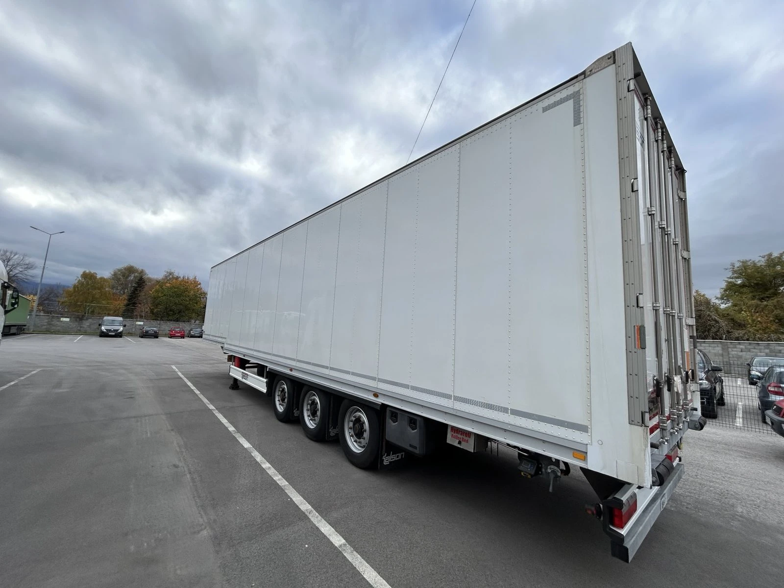 �� ������ TALSON MAGNUM MINOR KOFFERBOX ROLLENBETT AIRCARGO | Mobile.bg � ����������� 4