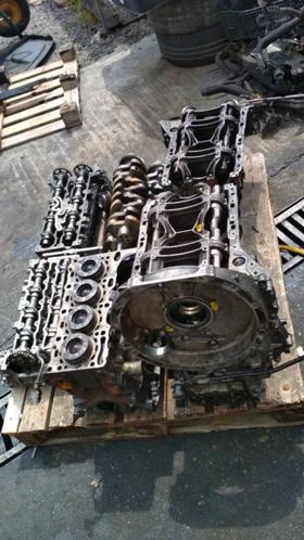 Двигател за Mercedes-Benz E 220, снимка 2
