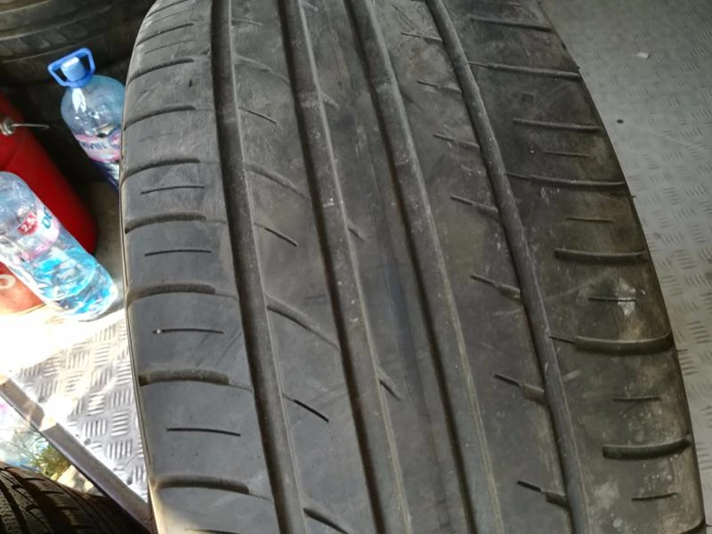 Гуми Летни 205/40R17, снимка 2 - Гуми и джанти - 18805857