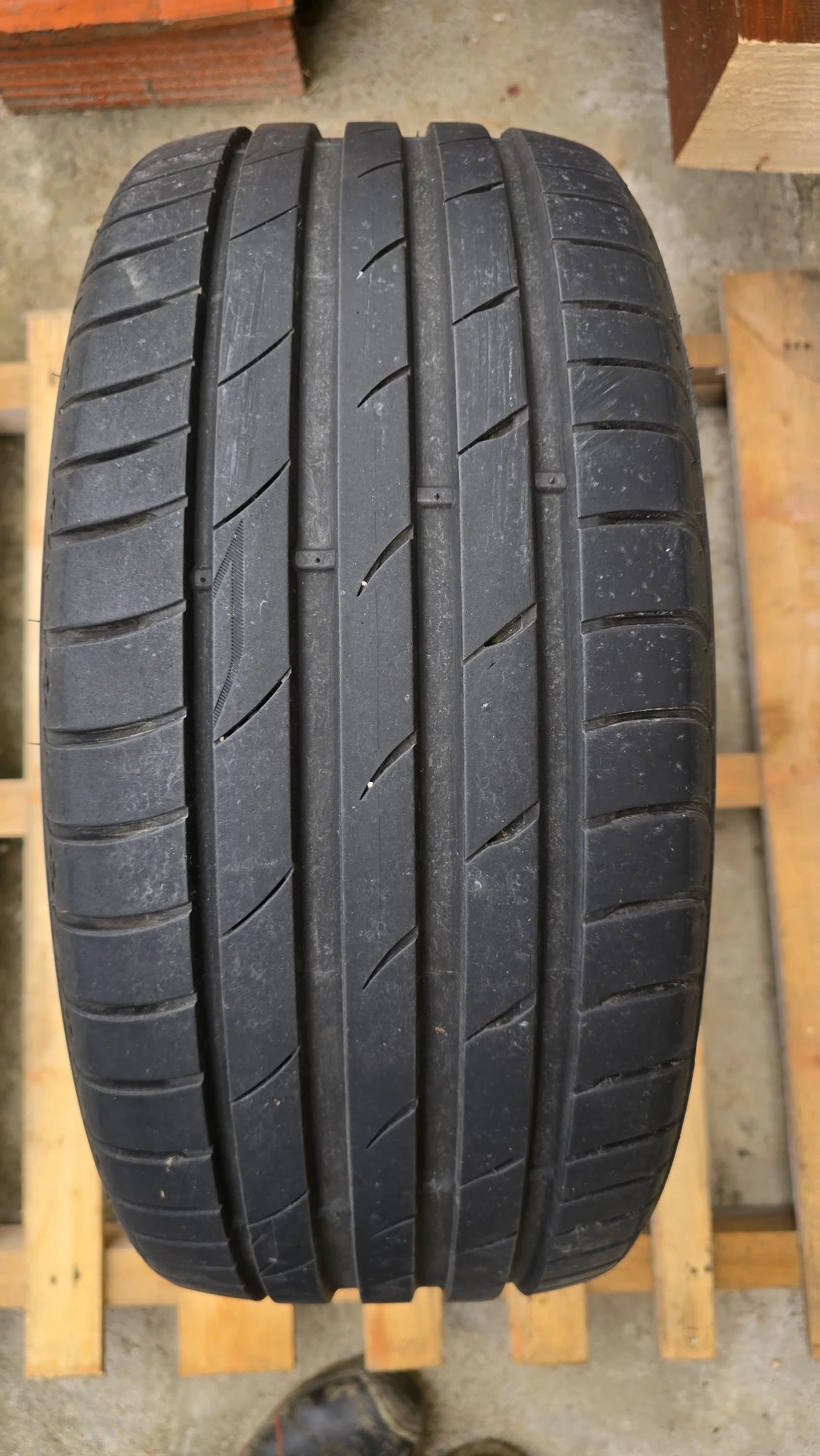 ���� 235/45R17 | Mobile.bg � ����������� 3