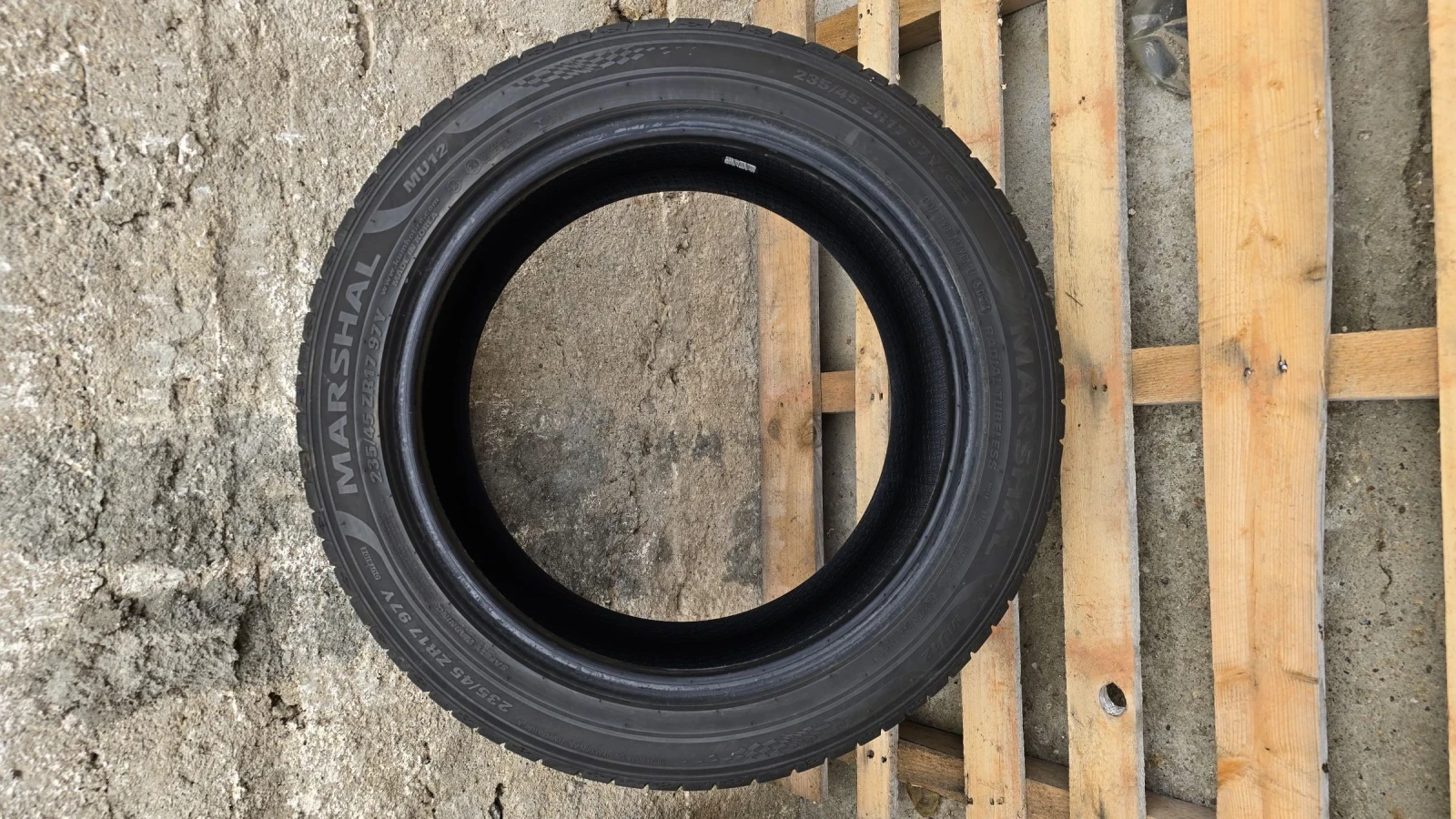 ���� 235/45R17 | Mobile.bg � ����������� 4