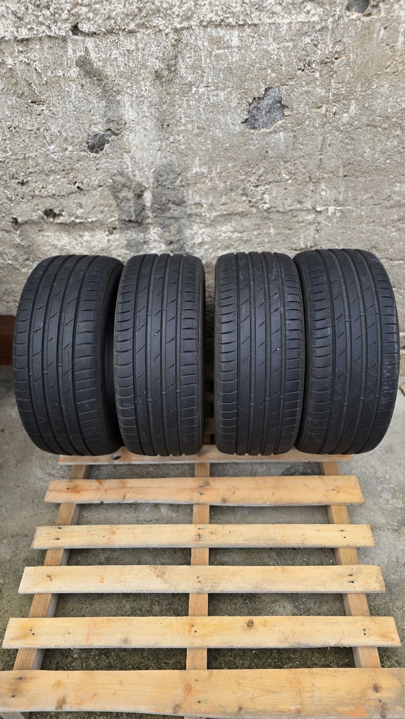 ���� 235/45R17 | Mobile.bg � ����������� 1