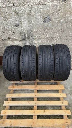Гуми Летни 235/45R17