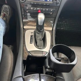 Mercedes-Benz E 320, снимка 11
