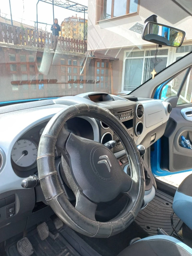 Citroen Berlingo, снимка 5 - Автомобили и джипове - 47540913