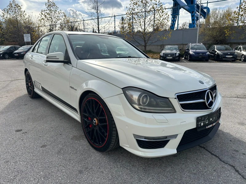 Mercedes-Benz C 63 AMG, снимка 6 - Автомобили и джипове - 48047864