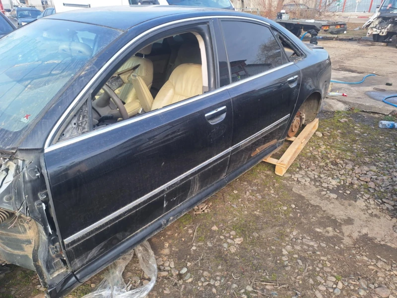 Audi A8, снимка 4 - Автомобили и джипове - 49232958