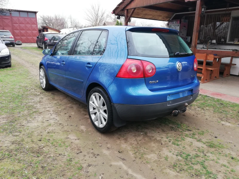 VW Golf 5 КЛИМАТИК 1.9 TDI , снимка 5 - Автомобили и джипове - 49503950