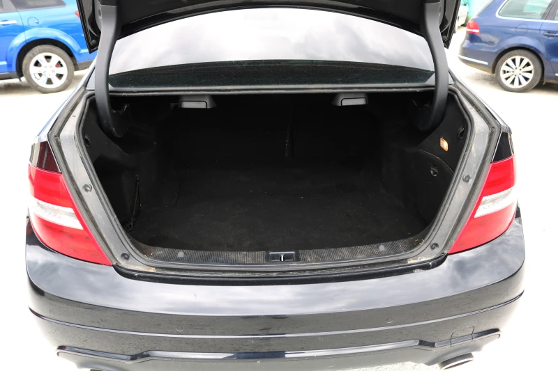Mercedes-Benz C 300 3.5 4Matic, снимка 10 - Автомобили и джипове - 51570644