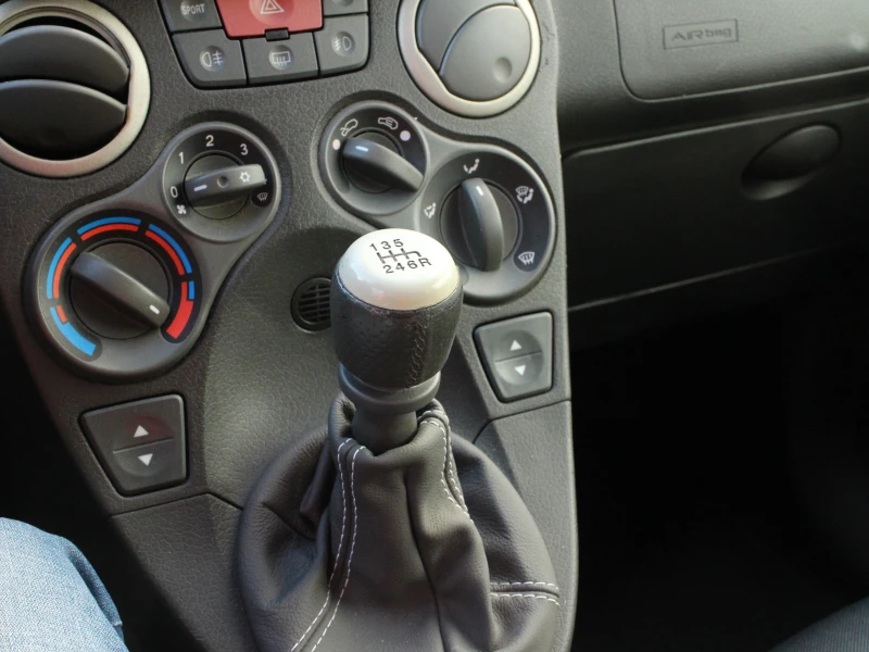 Fiat Panda 100HP, снимка 13 - Автомобили и джипове - 52116197