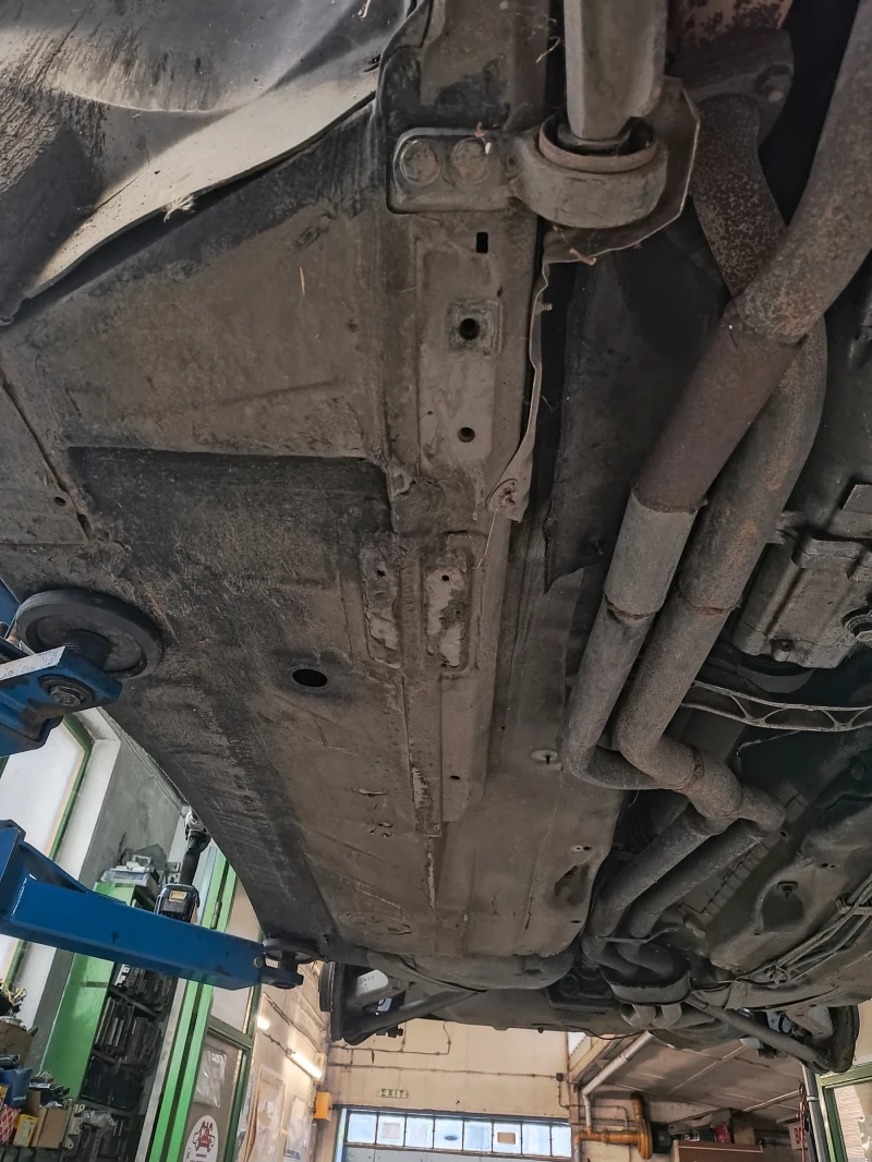 BMW 318, снимка 12 - Автомобили и джипове - 52775752