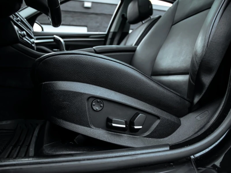 BMW 535 * 535i| xDrive| AWD| NAV| LOADED| LOW KM * CARFAX , снимка 13 - Автомобили и джипове - 53022852