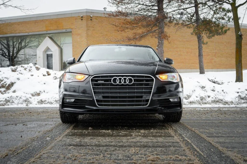 Audi S3 quattro* Technik* АвтоКредит* (ЦЕНА ДО БГ), снимка 2 - Автомобили и джипове - 53499719