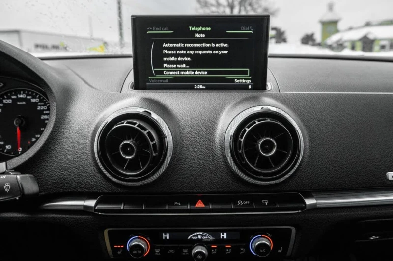 Audi S3 quattro* Technik* АвтоКредит* (ЦЕНА ДО БГ), снимка 10 - Автомобили и джипове - 53499719