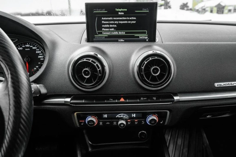 Audi S3 quattro* Technik* АвтоКредит* (ЦЕНА ДО БГ), снимка 7 - Автомобили и джипове - 53499719