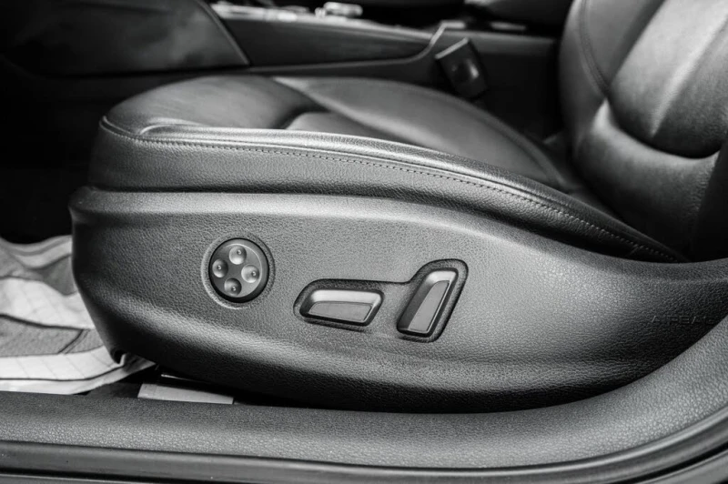 Audi S3 quattro* Technik* АвтоКредит* (ЦЕНА ДО БГ), снимка 15 - Автомобили и джипове - 53499719