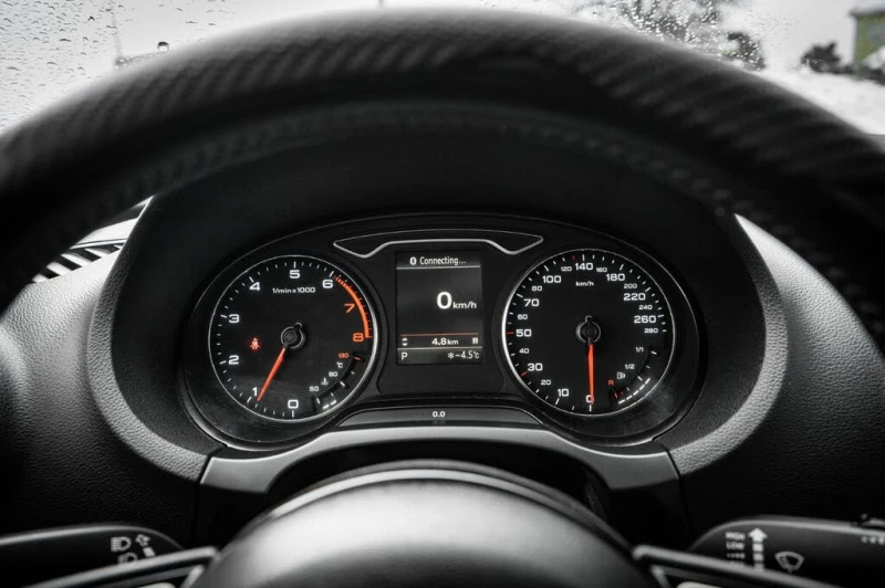 Audi S3 quattro* Technik* АвтоКредит* (ЦЕНА ДО БГ), снимка 9 - Автомобили и джипове - 53499719