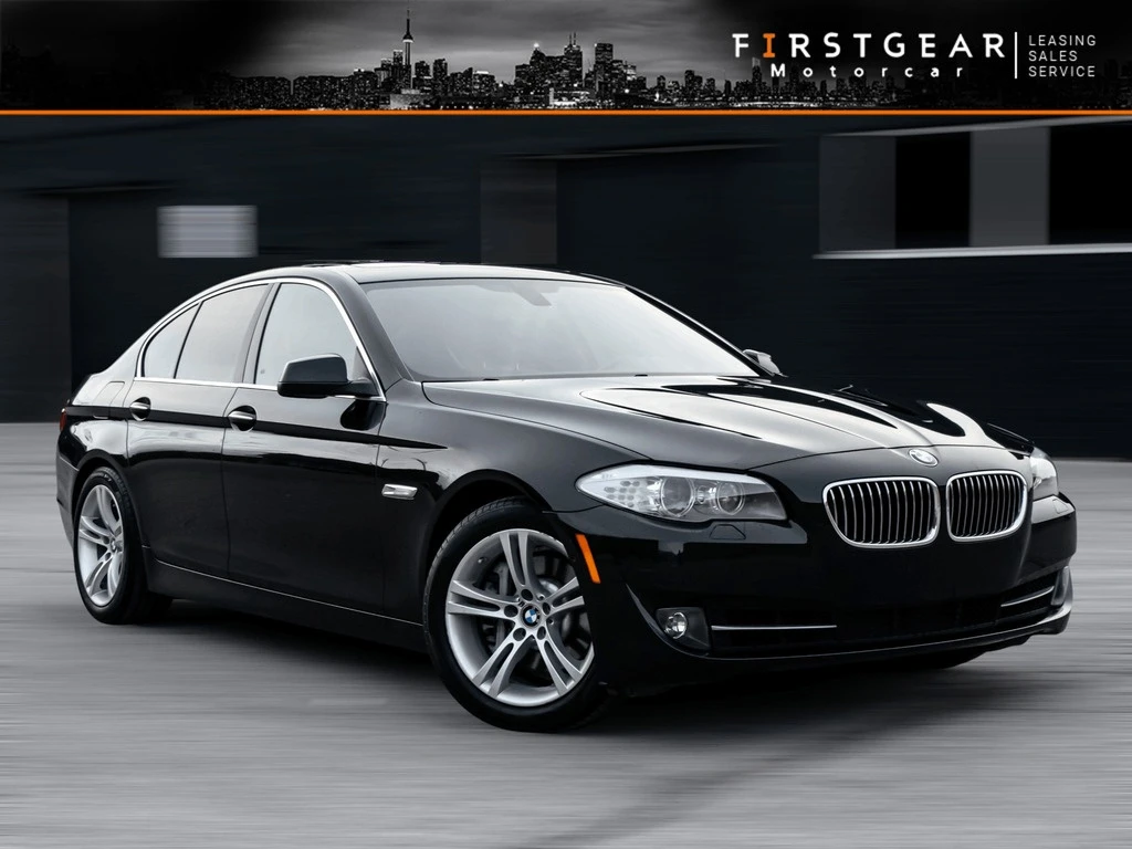 BMW 535 * 535i| xDrive| AWD| NAV| LOADED| LOW KM * CARFAX , снимка 1