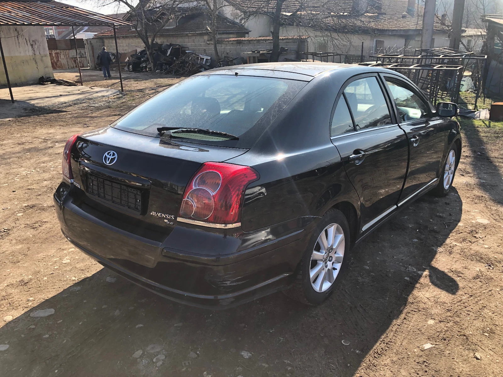 Toyota Avensis 1.8 VVT-I 129кс. НА ЧАСТИ - изображение 4