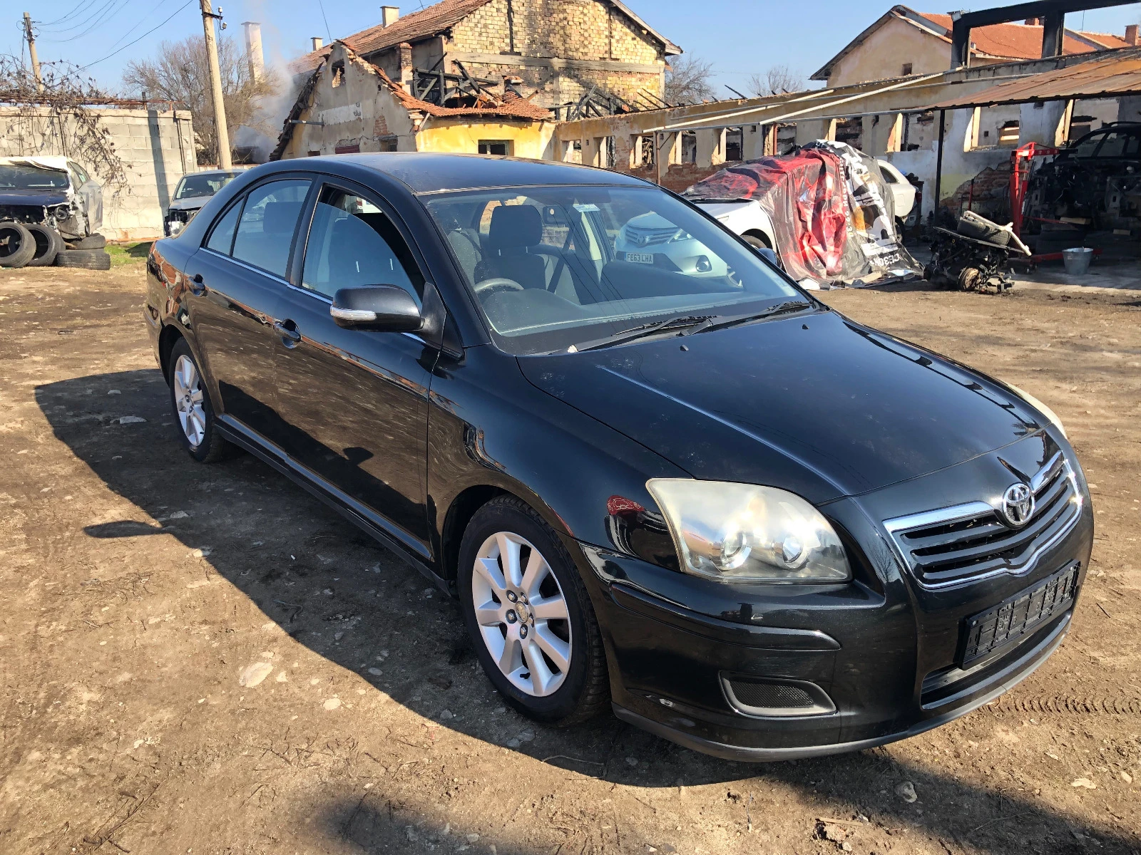 Toyota Avensis 1.8 VVT-I 129кс. НА ЧАСТИ - изображение 3