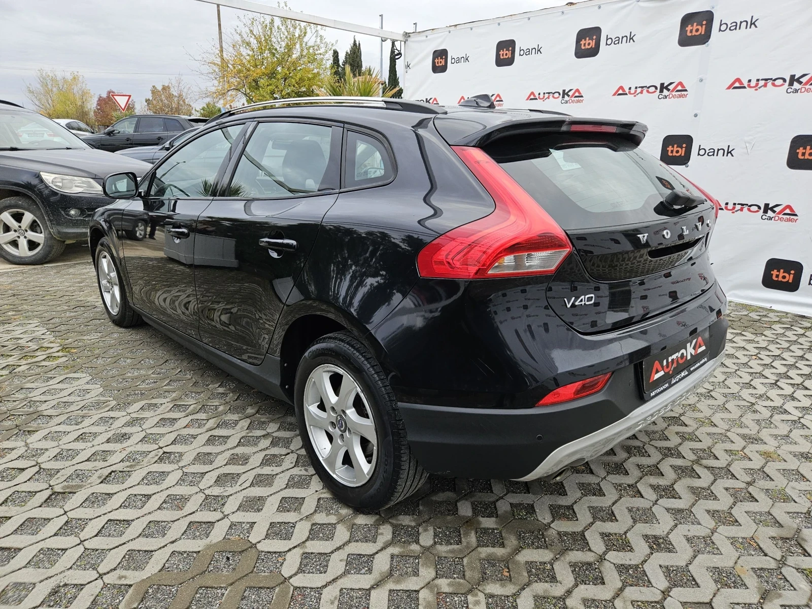 Volvo V40 Cross Country 2.0D-150kc= АВТОМАТ= 209.000км= АВТОПИЛОТ= SUMMUM - изображение 5