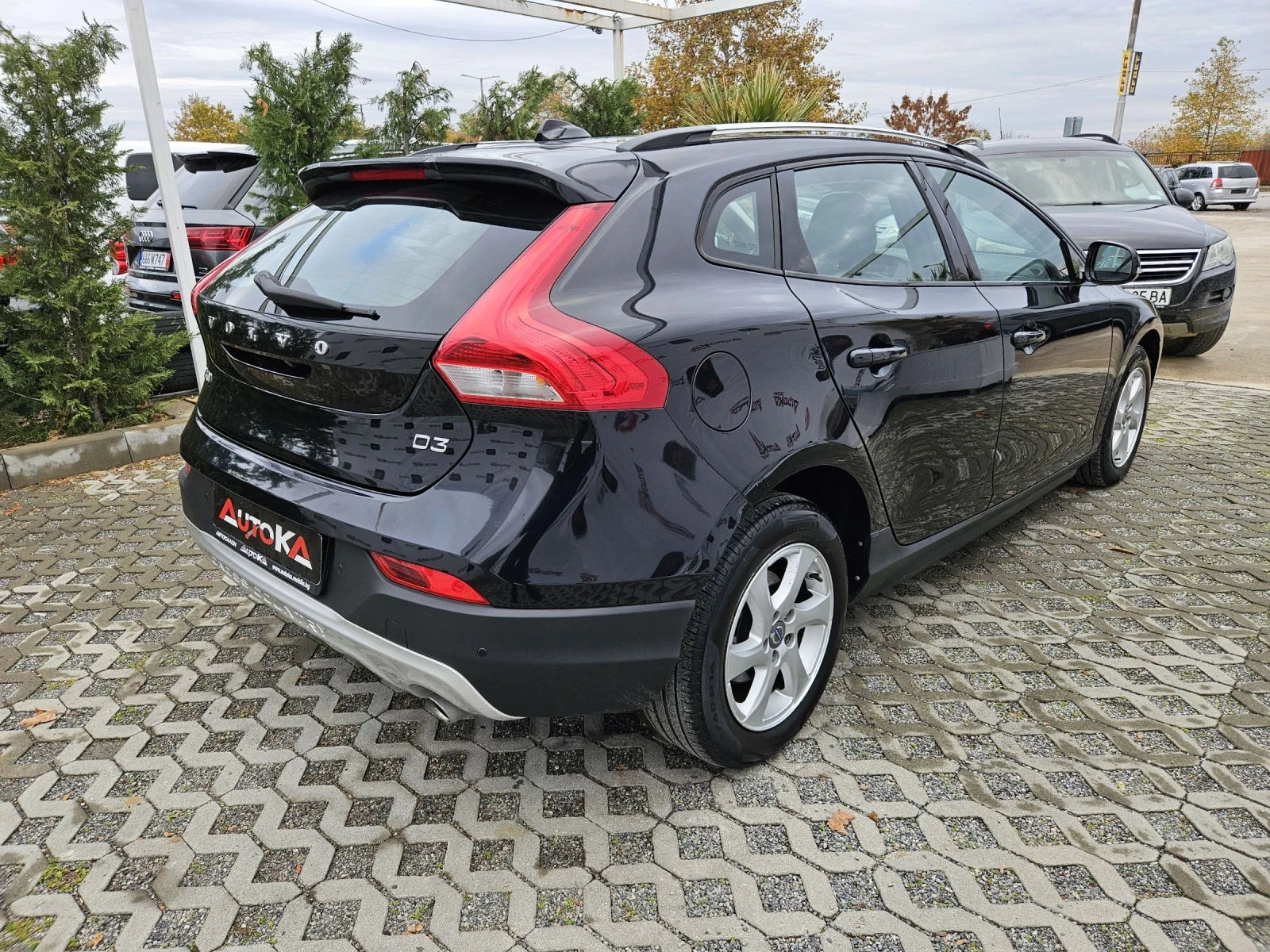 Volvo V40 Cross Country 2.0D-150kc= АВТОМАТ= 209.000км= АВТОПИЛОТ= SUMMUM - изображение 3