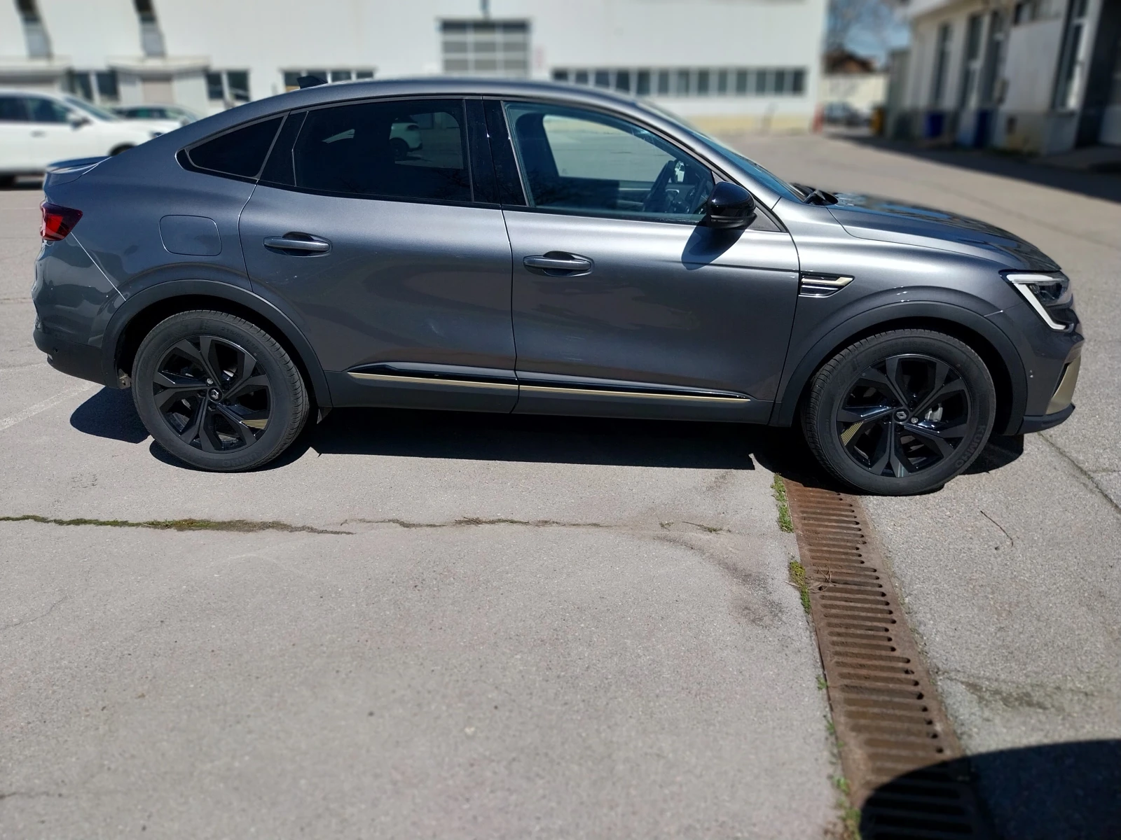 Renault Arkana 1.6 Full Hybrid 145 / E-TECH Engineered - изображение 4