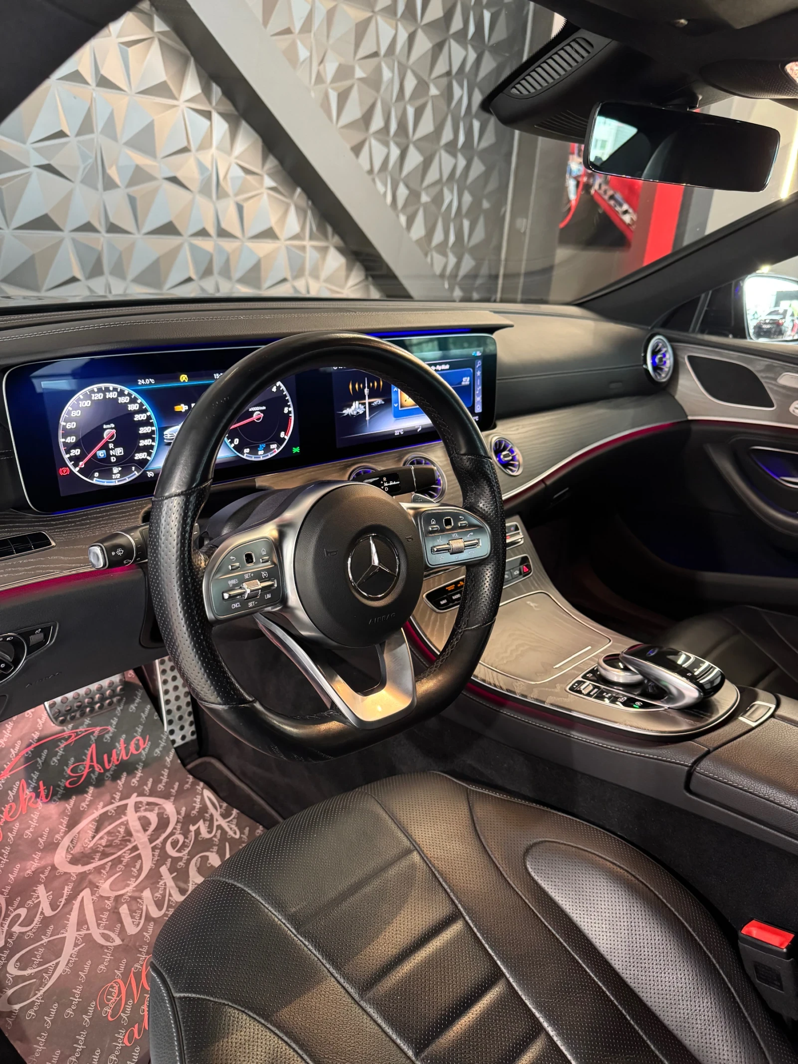 Mercedes-Benz CLS 400 d 4 MATIC * AMG * LED - изображение 7