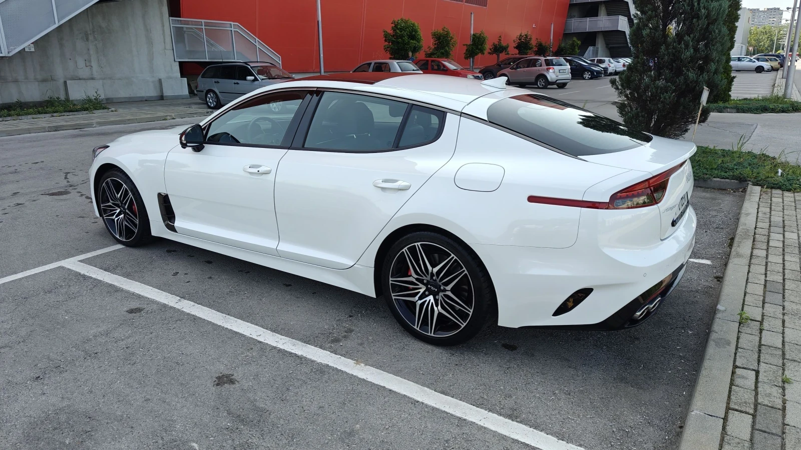Kia Stinger GT 3.3T AWD - изображение 4