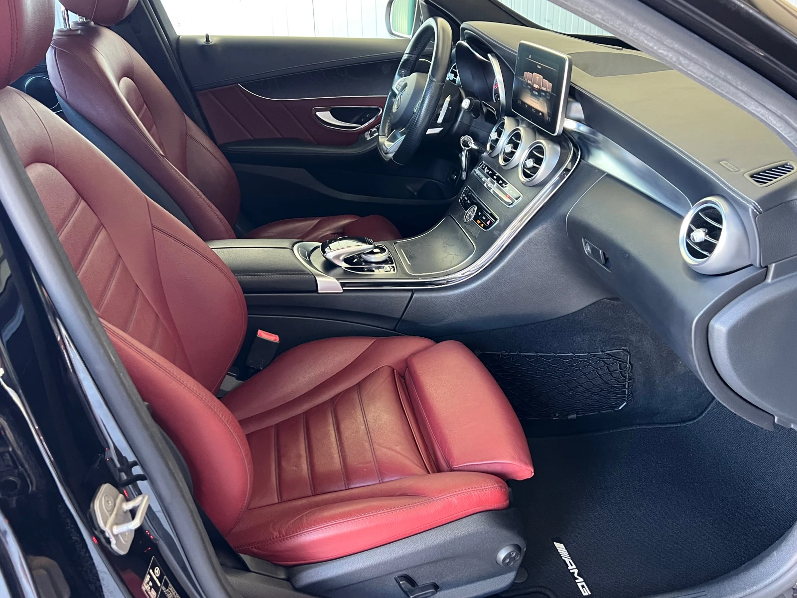 Mercedes-Benz C 220 d, AMG LINE, HEAD UP, COMAND+ CAMERA, FULL SERVICE - изображение 10