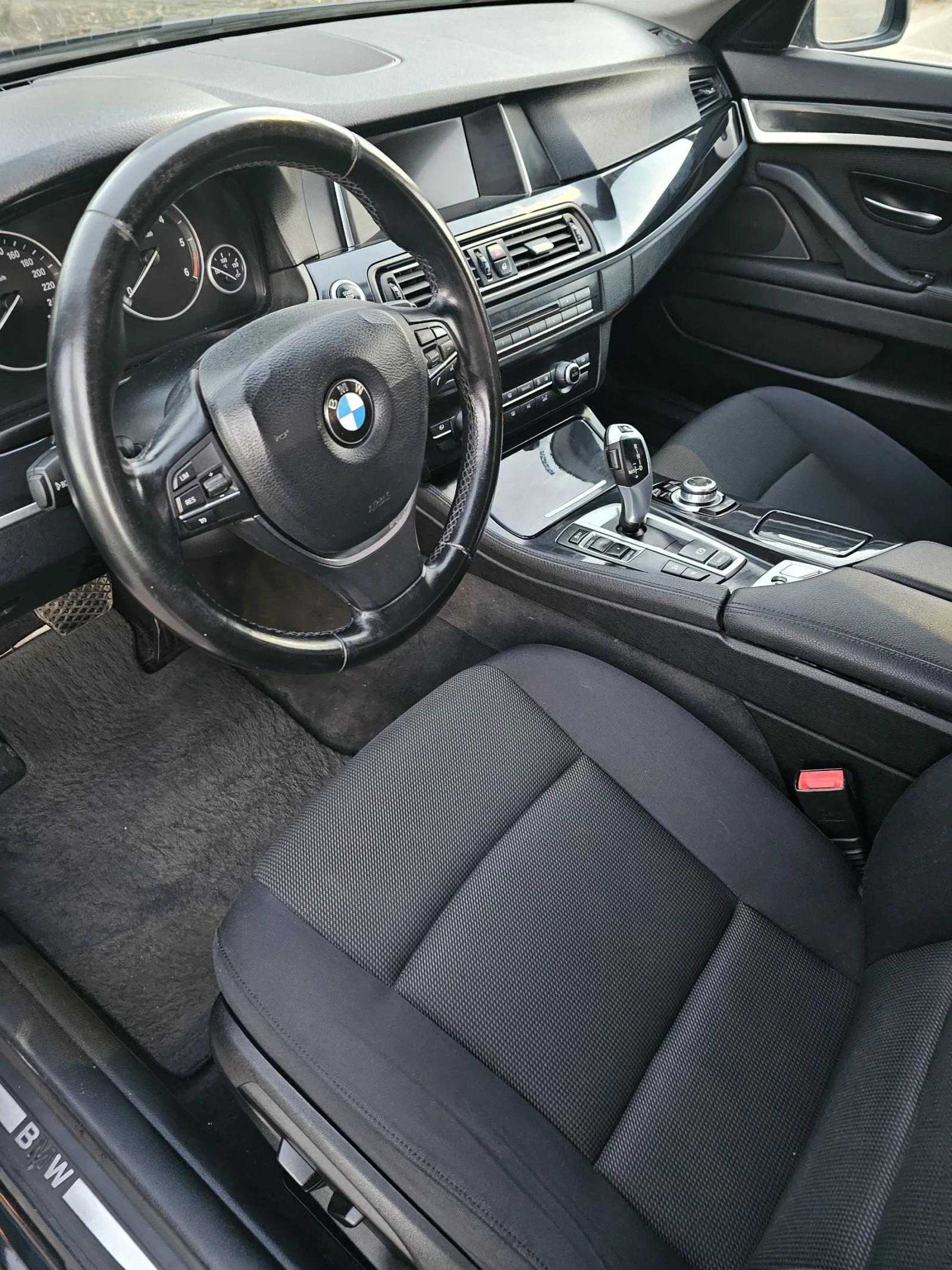 BMW 520 2.0 Xdrive/Facelift /Седан / От България  - изображение 9