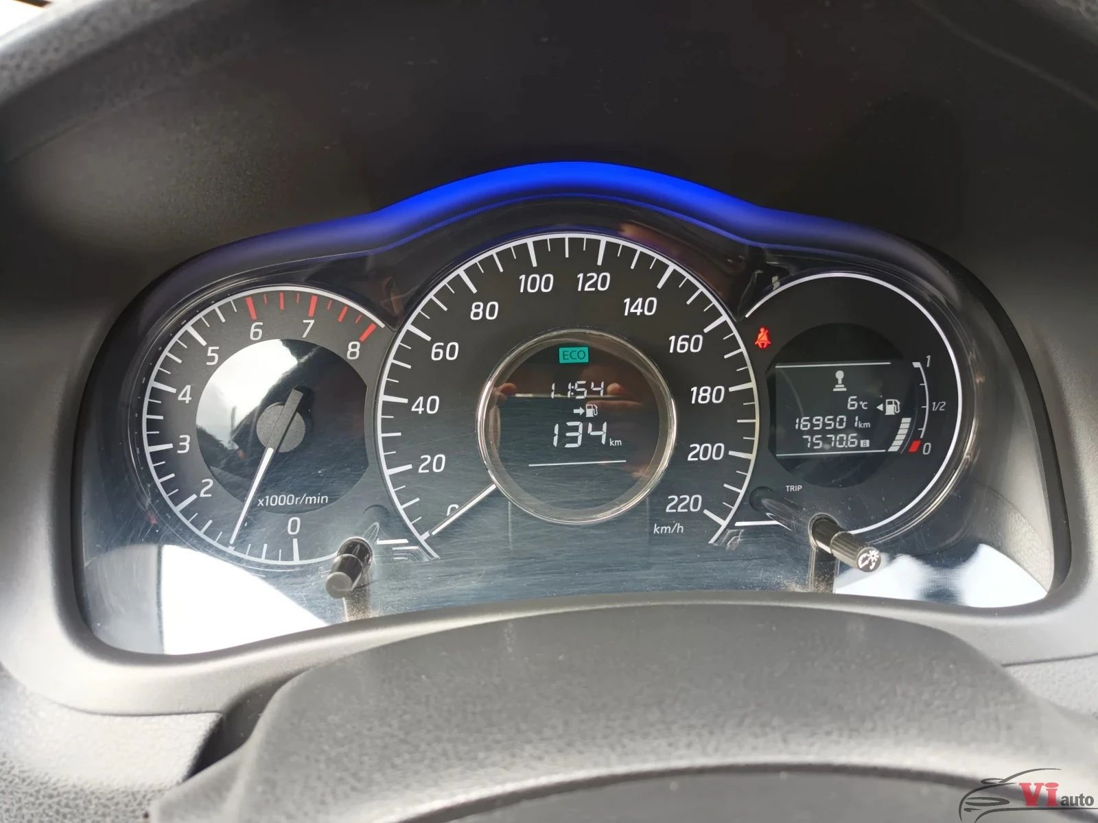 Nissan Note Фабрична газ/NAVI, снимка 13 - Автомобили и джипове - 51942254