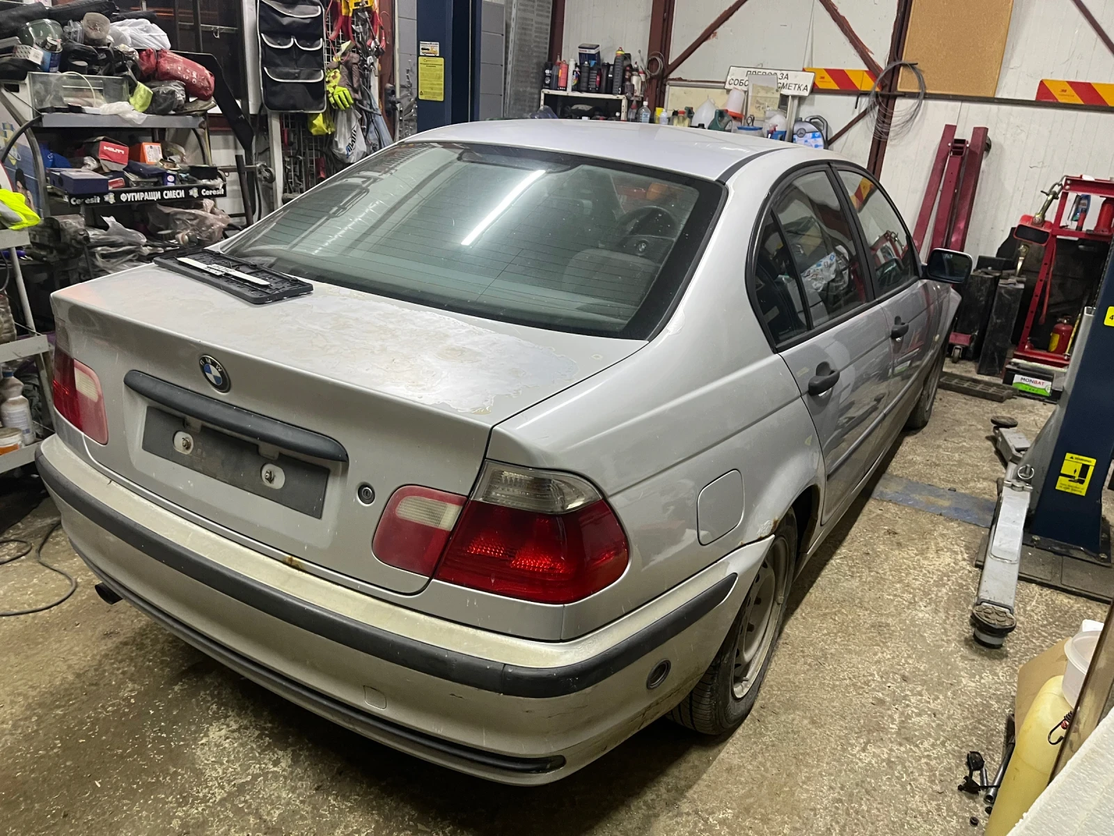 BMW 320, снимка 4 - Автомобили и джипове - 53806269